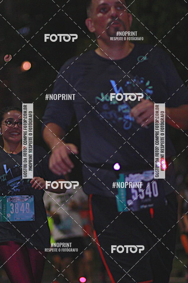 Buy your photos of the eventNight Run 2019 - Pop - Rio de Janeiro on Fotop