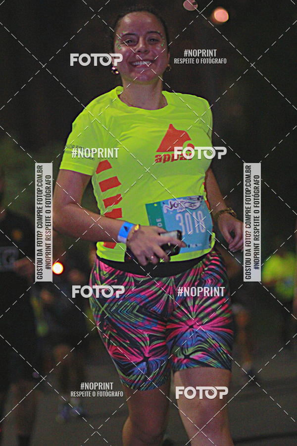 Buy your photos of the eventNight Run 2019 - Pop - Rio de Janeiro on Fotop