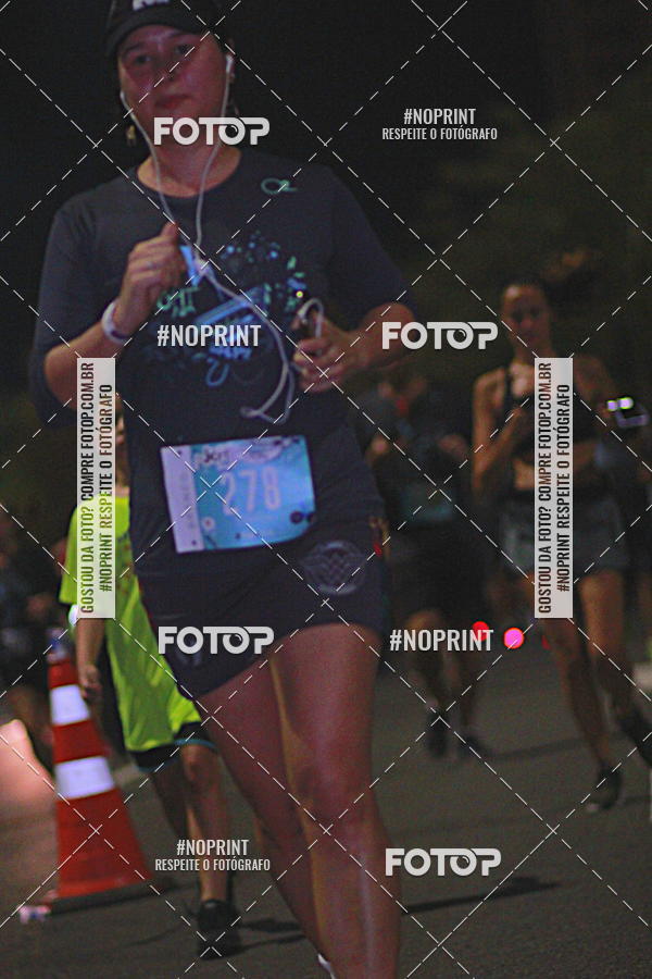 Buy your photos of the eventNight Run 2019 - Pop - Rio de Janeiro on Fotop