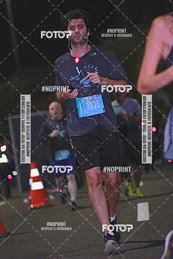 Buy your photos of the eventNight Run 2019 - Pop - Rio de Janeiro on Fotop
