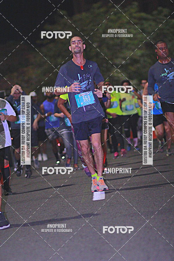 Buy your photos of the eventNight Run 2019 - Pop - Rio de Janeiro on Fotop