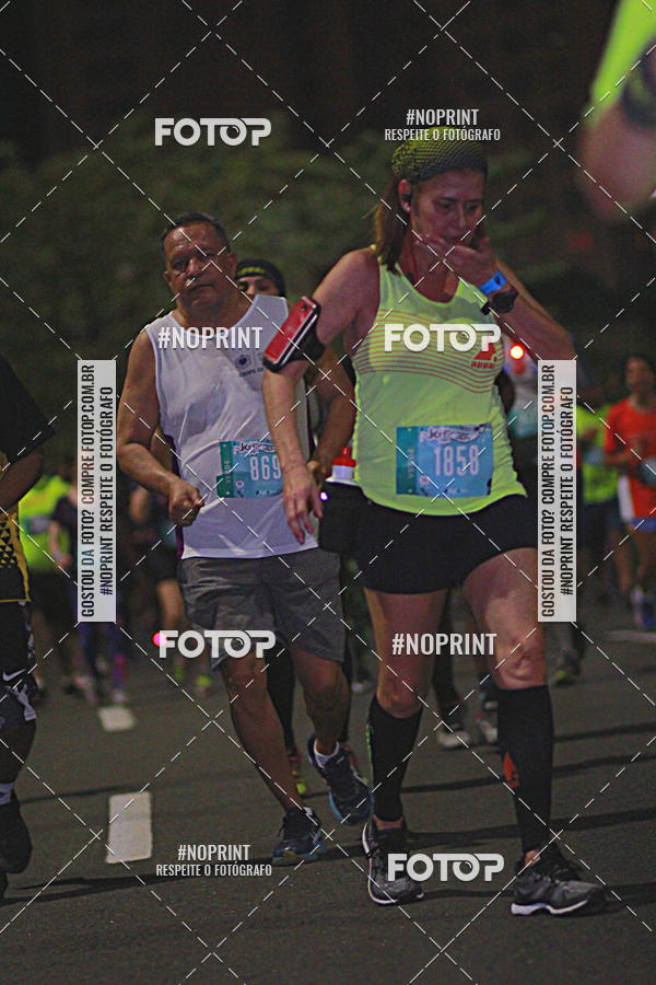 Buy your photos of the eventNight Run 2019 - Pop - Rio de Janeiro on Fotop