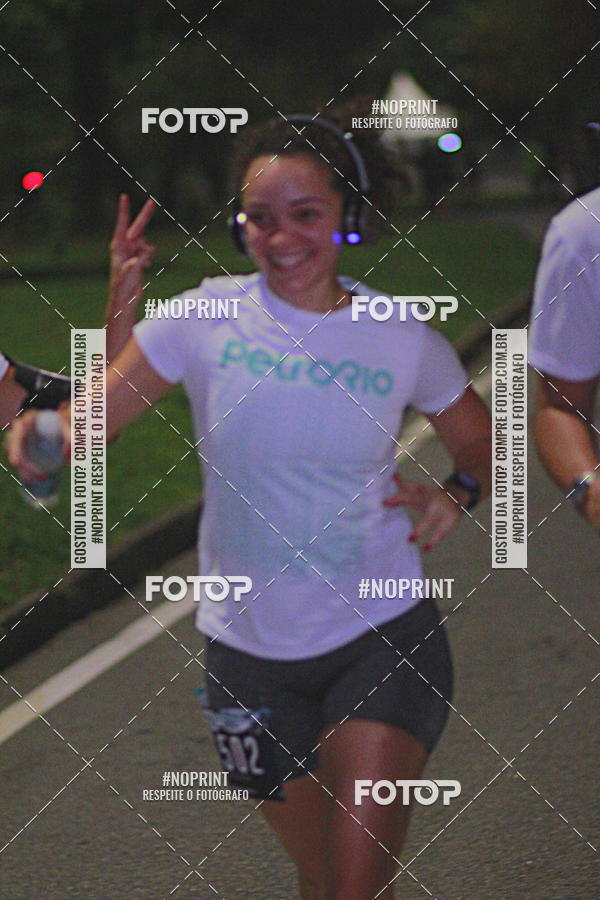 Buy your photos of the eventNight Run 2019 - Pop - Rio de Janeiro on Fotop