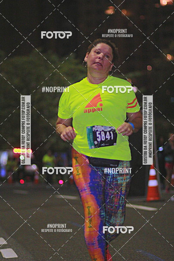 Buy your photos of the eventNight Run 2019 - Pop - Rio de Janeiro on Fotop