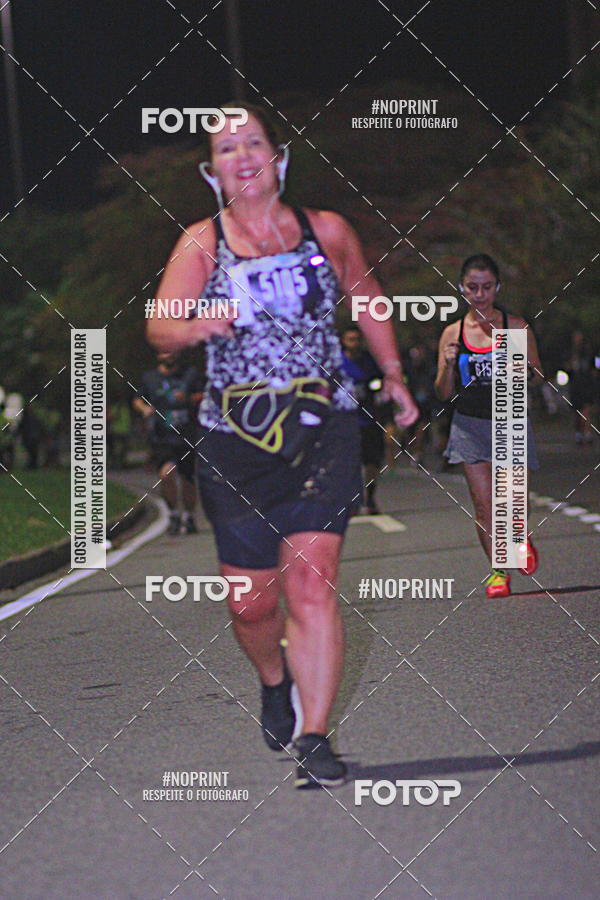 Buy your photos of the eventNight Run 2019 - Pop - Rio de Janeiro on Fotop