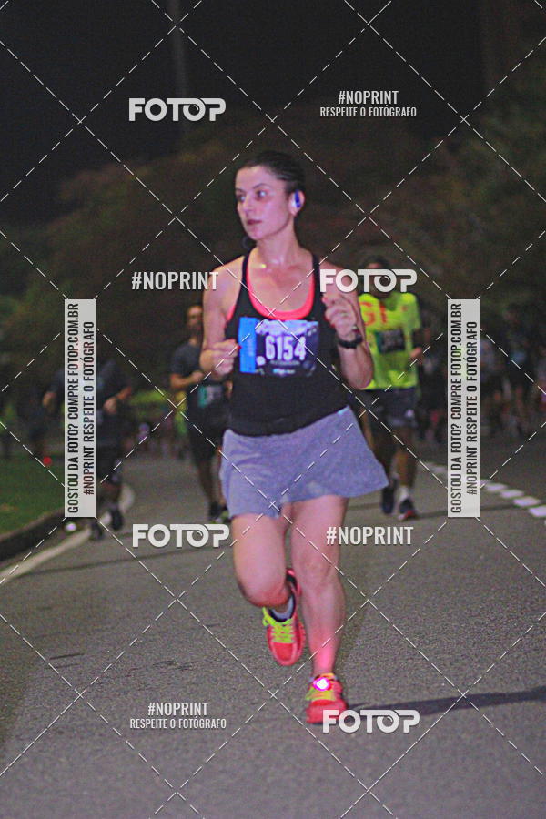 Buy your photos of the eventNight Run 2019 - Pop - Rio de Janeiro on Fotop