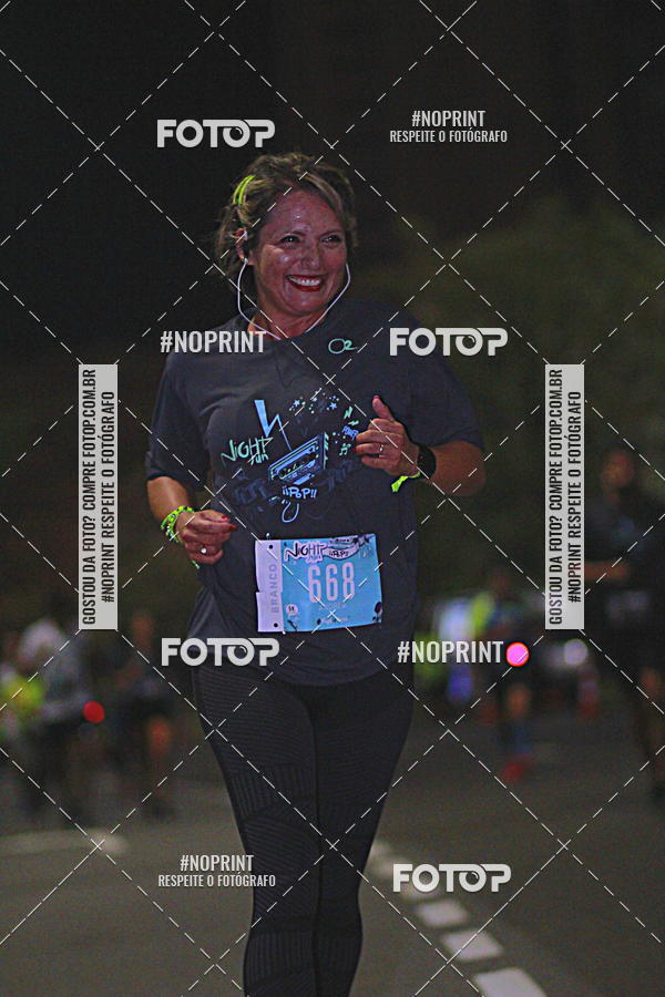 Buy your photos of the eventNight Run 2019 - Pop - Rio de Janeiro on Fotop