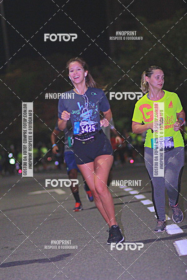 Buy your photos of the eventNight Run 2019 - Pop - Rio de Janeiro on Fotop