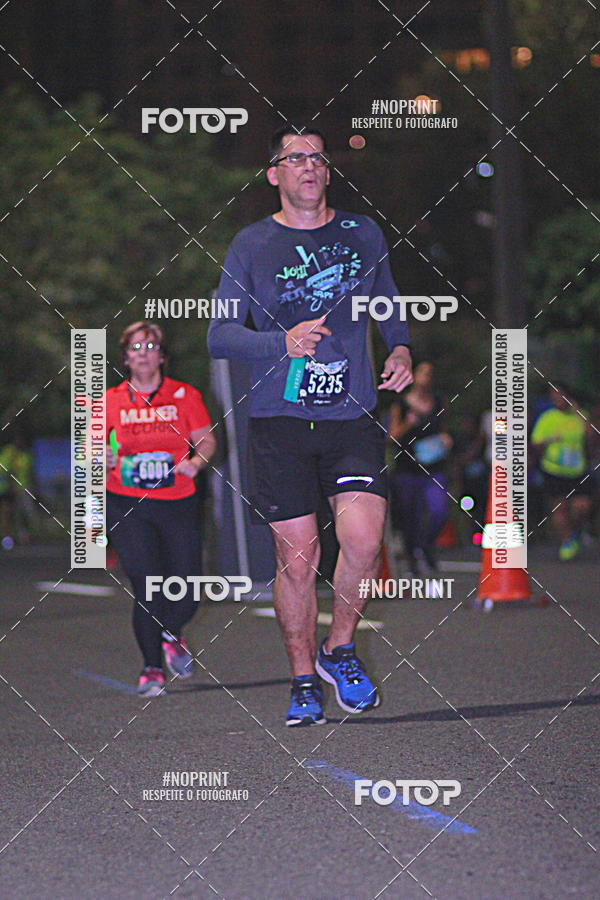 Buy your photos of the eventNight Run 2019 - Pop - Rio de Janeiro on Fotop