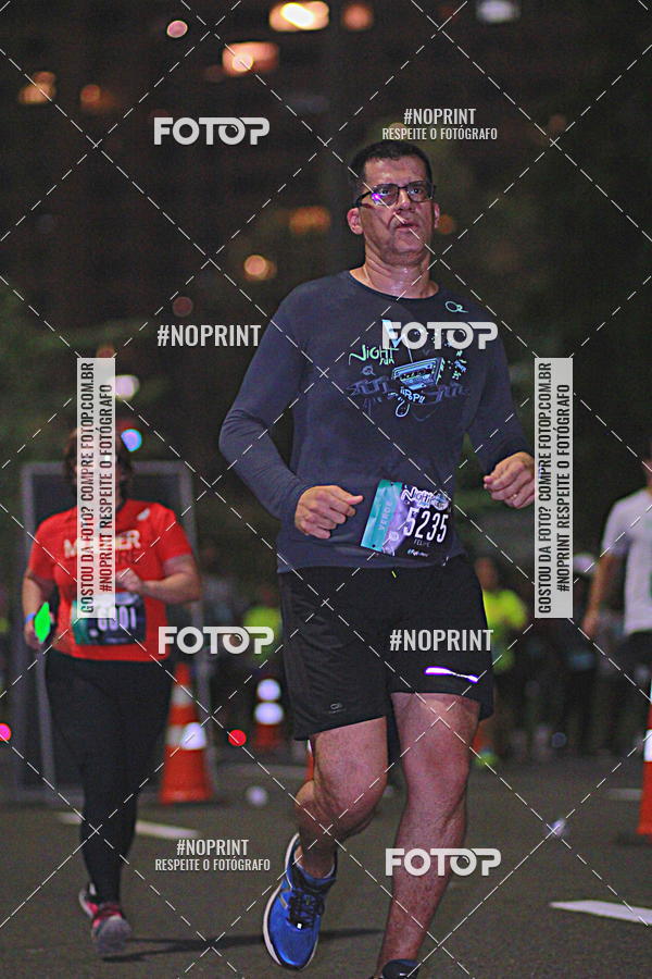 Buy your photos of the eventNight Run 2019 - Pop - Rio de Janeiro on Fotop