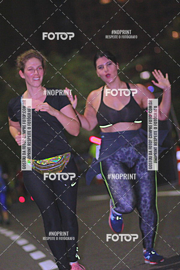 Buy your photos of the eventNight Run 2019 - Pop - Rio de Janeiro on Fotop