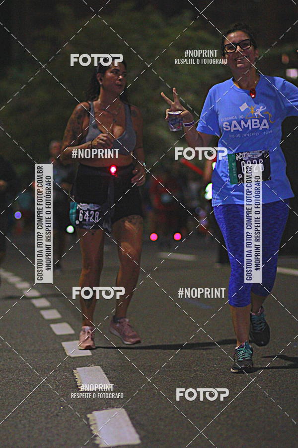 Buy your photos of the eventNight Run 2019 - Pop - Rio de Janeiro on Fotop