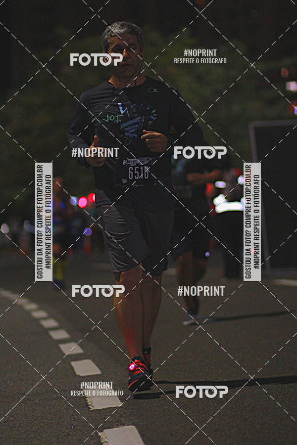 Buy your photos of the eventNight Run 2019 - Pop - Rio de Janeiro on Fotop