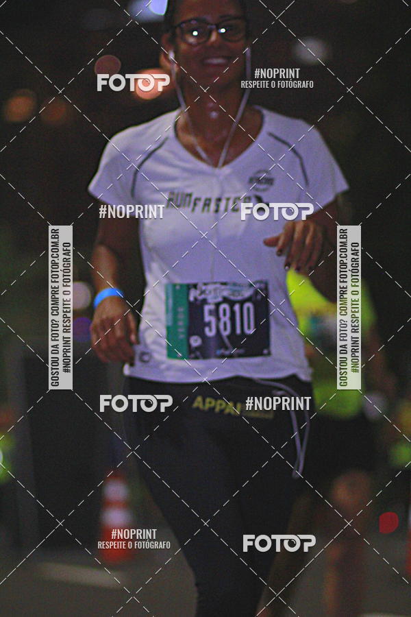Buy your photos of the eventNight Run 2019 - Pop - Rio de Janeiro on Fotop