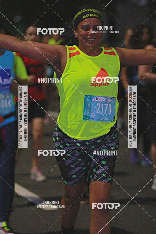 Buy your photos of the eventNight Run 2019 - Pop - Rio de Janeiro on Fotop