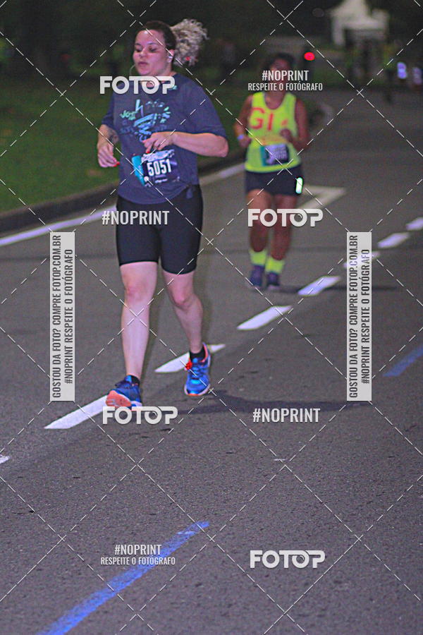 Buy your photos of the eventNight Run 2019 - Pop - Rio de Janeiro on Fotop