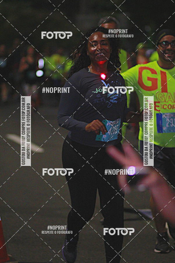 Buy your photos of the eventNight Run 2019 - Pop - Rio de Janeiro on Fotop
