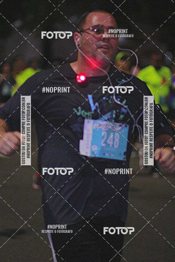 Buy your photos of the eventNight Run 2019 - Pop - Rio de Janeiro on Fotop