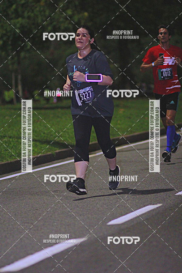 Buy your photos of the eventNight Run 2019 - Pop - Rio de Janeiro on Fotop