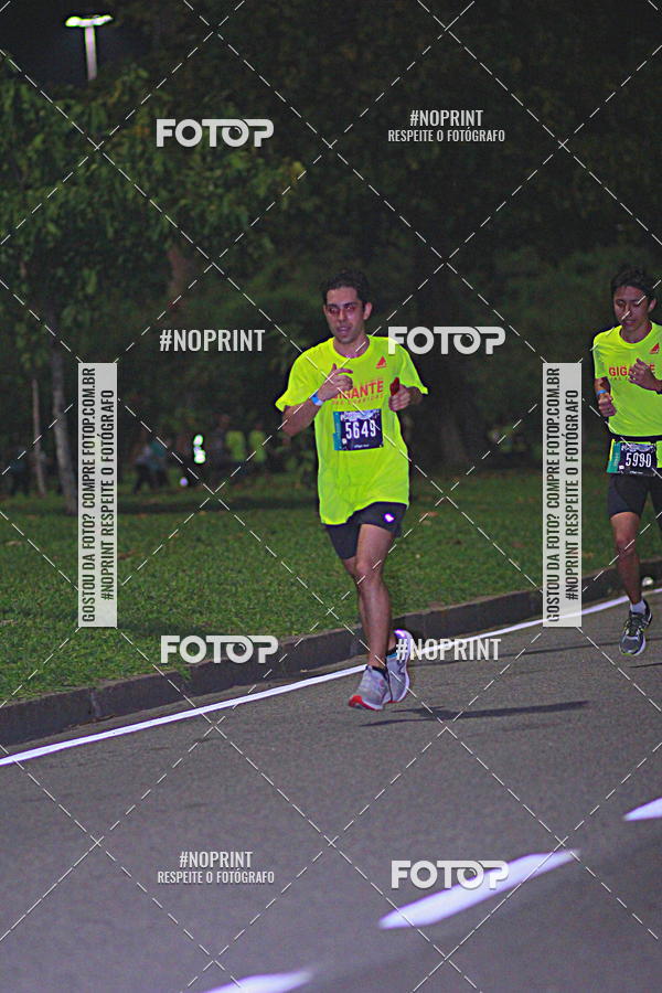 Buy your photos of the eventNight Run 2019 - Pop - Rio de Janeiro on Fotop
