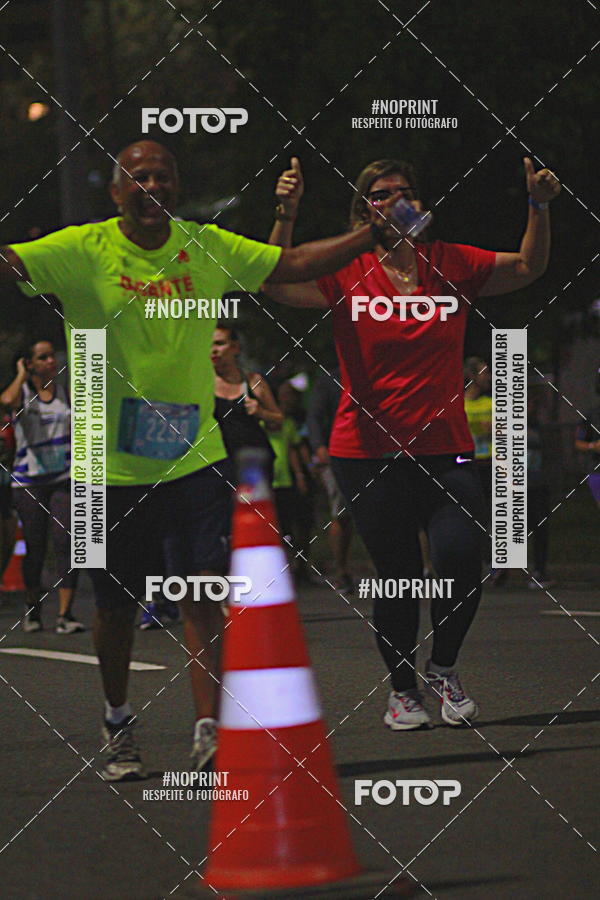 Buy your photos of the eventNight Run 2019 - Pop - Rio de Janeiro on Fotop