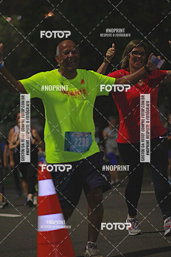 Buy your photos of the eventNight Run 2019 - Pop - Rio de Janeiro on Fotop