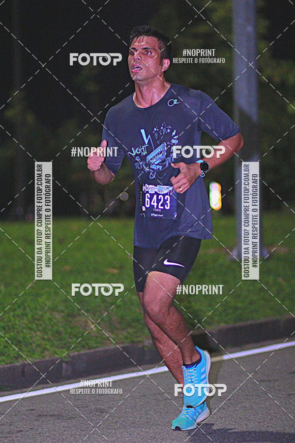 Buy your photos of the eventNight Run 2019 - Pop - Rio de Janeiro on Fotop