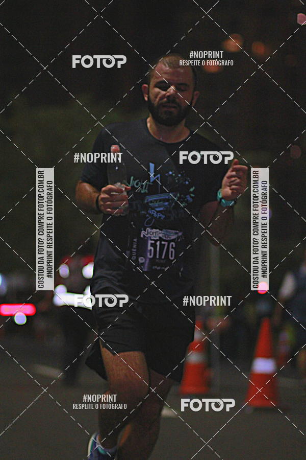 Buy your photos of the eventNight Run 2019 - Pop - Rio de Janeiro on Fotop