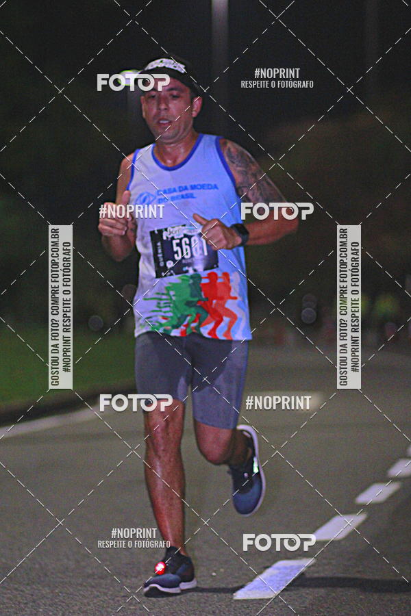 Buy your photos of the eventNight Run 2019 - Pop - Rio de Janeiro on Fotop
