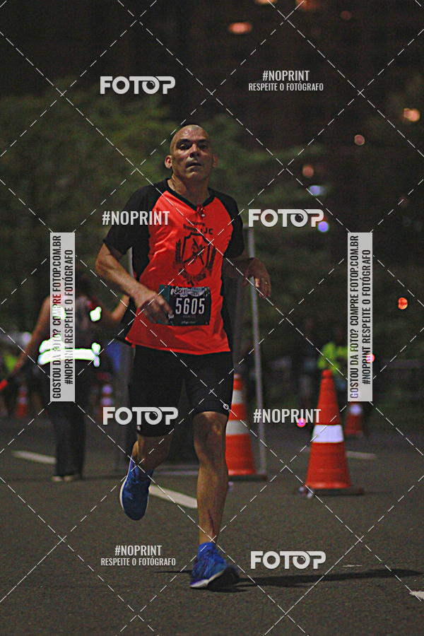 Buy your photos of the eventNight Run 2019 - Pop - Rio de Janeiro on Fotop