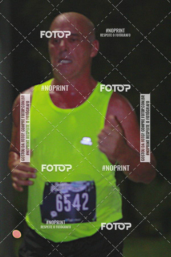 Buy your photos of the eventNight Run 2019 - Pop - Rio de Janeiro on Fotop