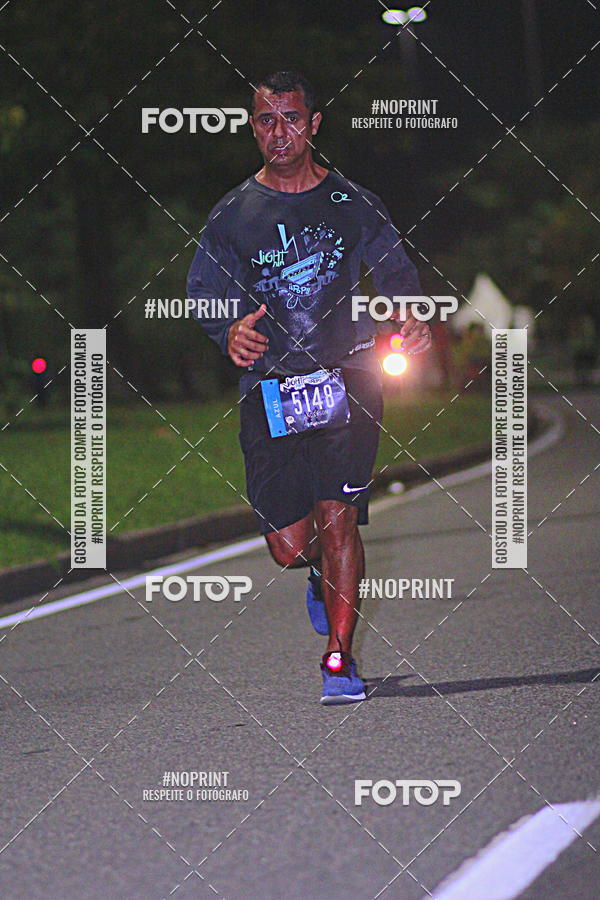 Buy your photos of the eventNight Run 2019 - Pop - Rio de Janeiro on Fotop