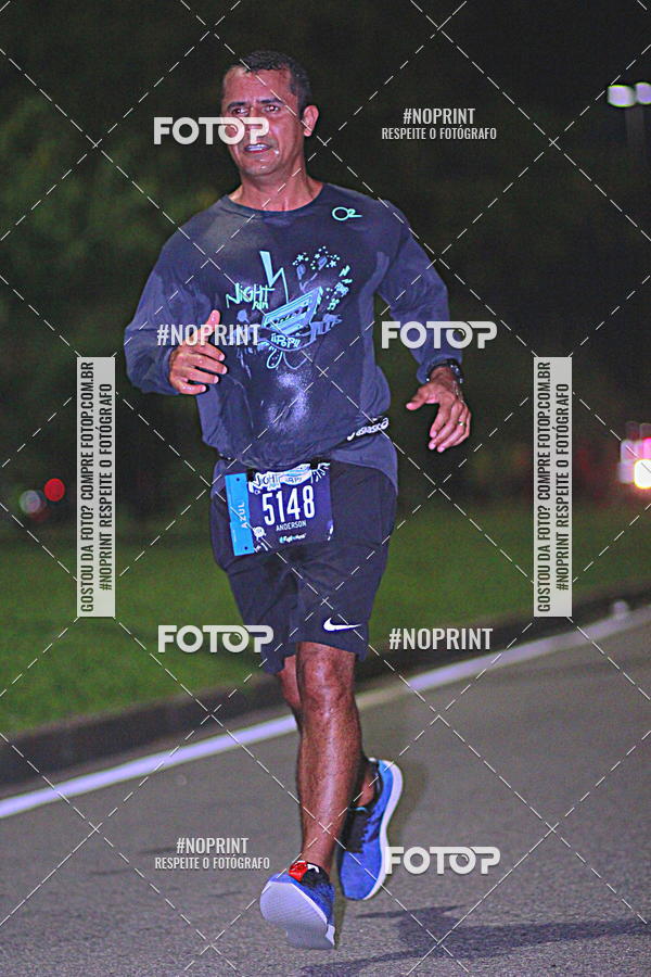 Buy your photos of the eventNight Run 2019 - Pop - Rio de Janeiro on Fotop