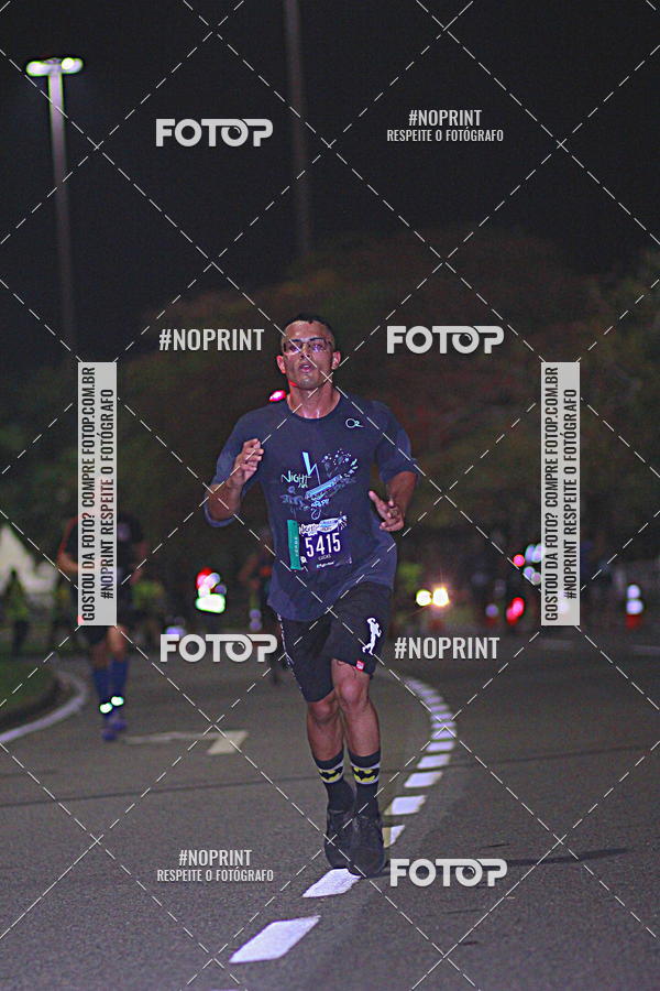 Buy your photos of the eventNight Run 2019 - Pop - Rio de Janeiro on Fotop