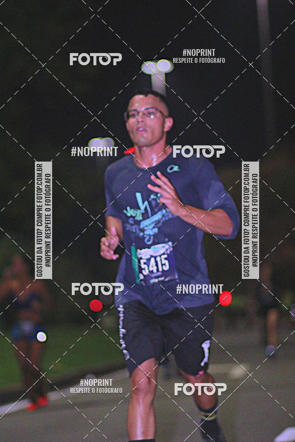 Buy your photos of the eventNight Run 2019 - Pop - Rio de Janeiro on Fotop