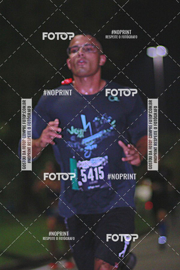 Buy your photos of the eventNight Run 2019 - Pop - Rio de Janeiro on Fotop