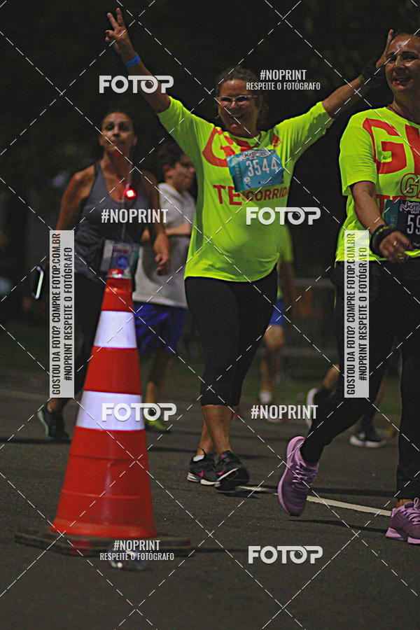Buy your photos of the eventNight Run 2019 - Pop - Rio de Janeiro on Fotop