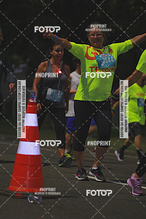 Buy your photos of the eventNight Run 2019 - Pop - Rio de Janeiro on Fotop