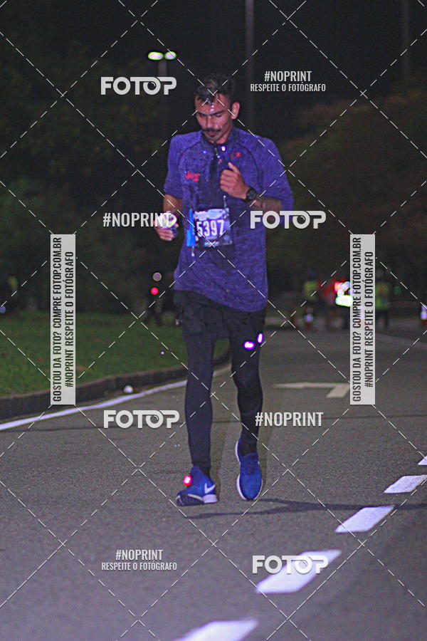 Buy your photos of the eventNight Run 2019 - Pop - Rio de Janeiro on Fotop