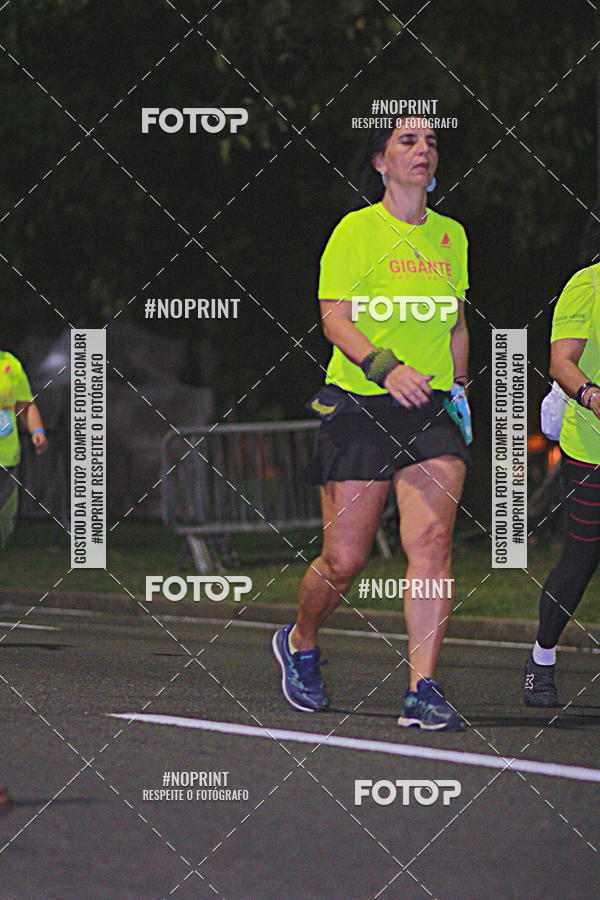 Buy your photos of the eventNight Run 2019 - Pop - Rio de Janeiro on Fotop
