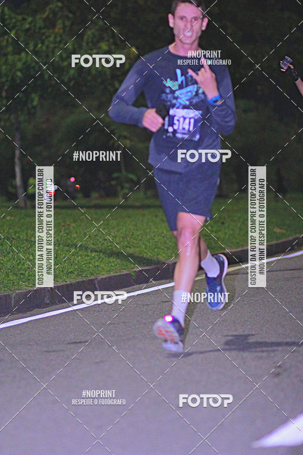 Buy your photos of the eventNight Run 2019 - Pop - Rio de Janeiro on Fotop