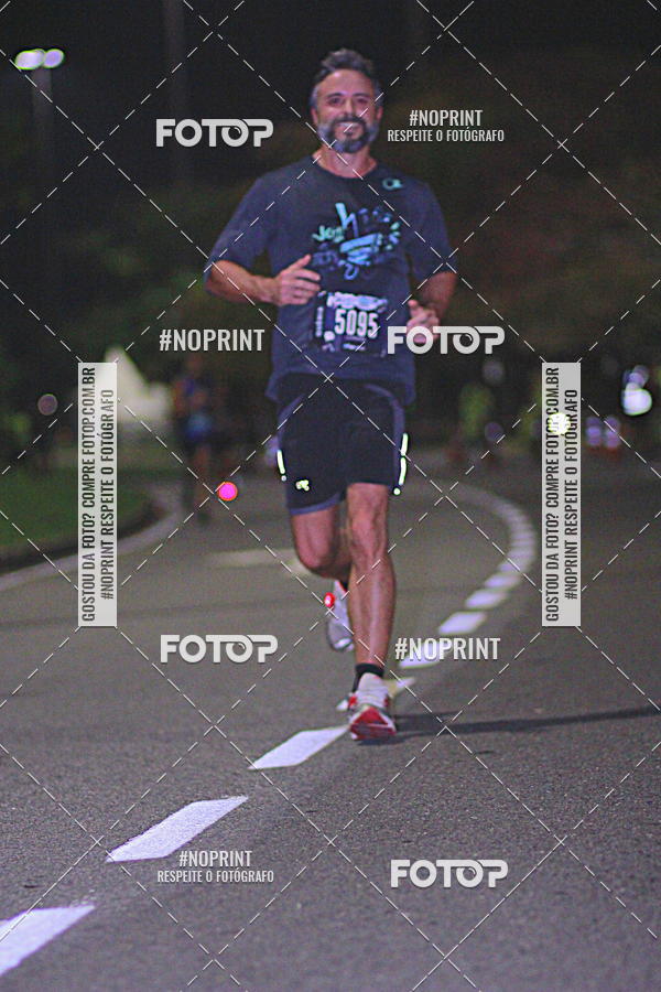 Buy your photos of the eventNight Run 2019 - Pop - Rio de Janeiro on Fotop