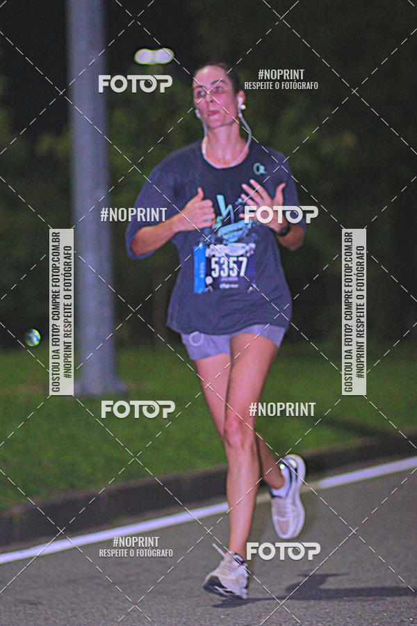 Buy your photos of the eventNight Run 2019 - Pop - Rio de Janeiro on Fotop