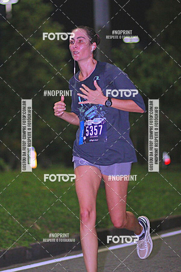 Buy your photos of the eventNight Run 2019 - Pop - Rio de Janeiro on Fotop