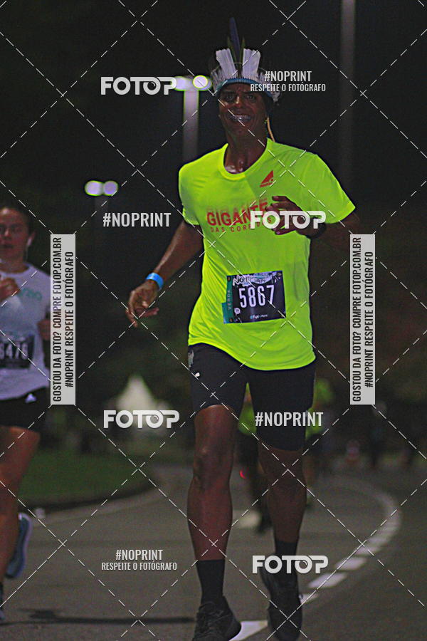 Buy your photos of the eventNight Run 2019 - Pop - Rio de Janeiro on Fotop
