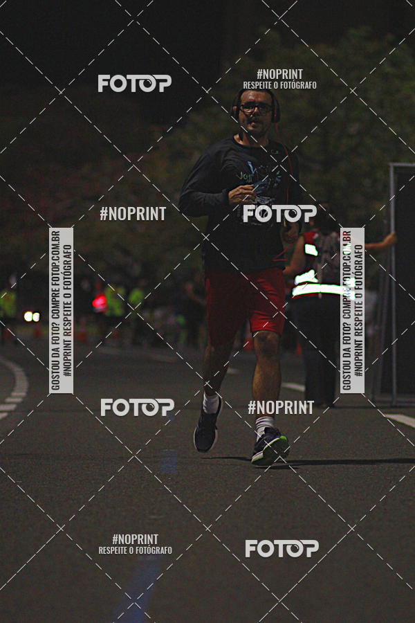 Buy your photos of the eventNight Run 2019 - Pop - Rio de Janeiro on Fotop
