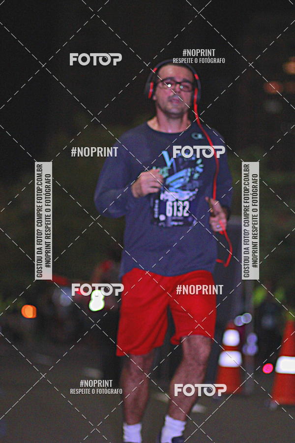 Buy your photos of the eventNight Run 2019 - Pop - Rio de Janeiro on Fotop