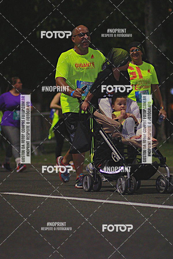 Buy your photos of the eventNight Run 2019 - Pop - Rio de Janeiro on Fotop