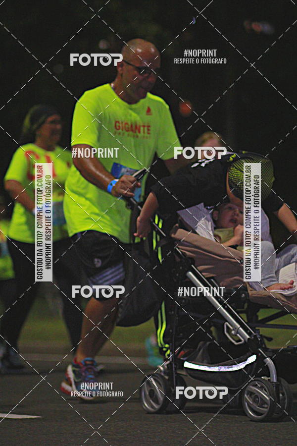 Buy your photos of the eventNight Run 2019 - Pop - Rio de Janeiro on Fotop