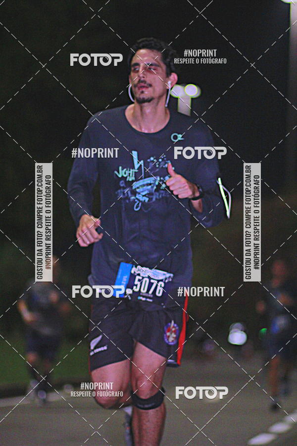 Buy your photos of the eventNight Run 2019 - Pop - Rio de Janeiro on Fotop